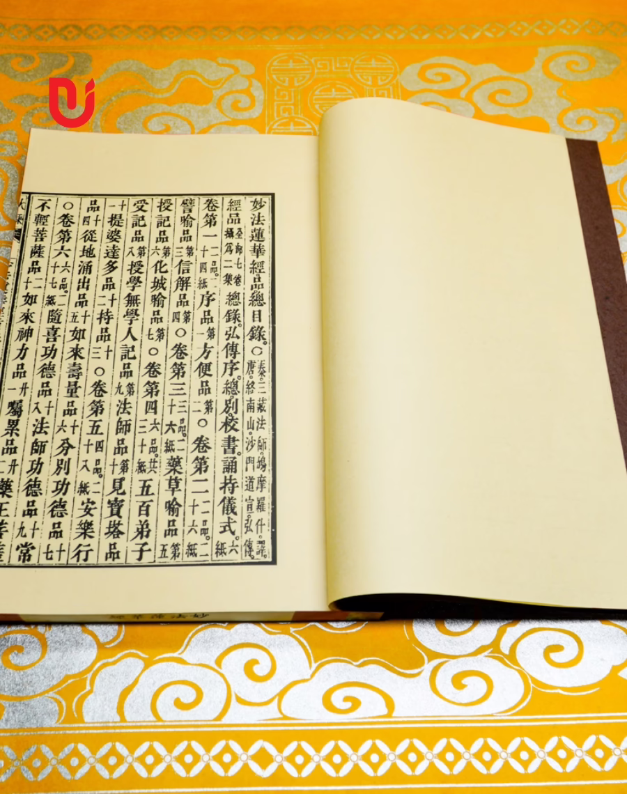 Diệu Pháp Liên Hoa Kinh (bộ 2 quyển) - Ảnh 6